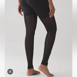 LIKE NEW Lululemon Wunder Under Pant (Hi-Rise) (Lab Night)